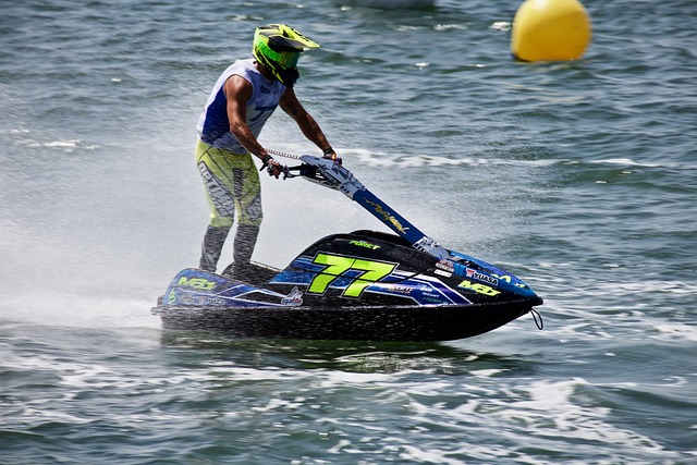 现了刘易斯 现了刘易斯