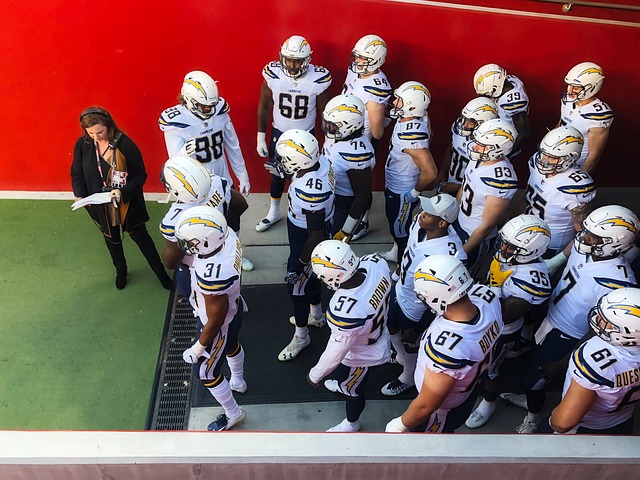 篮板球和助 篮板球和助